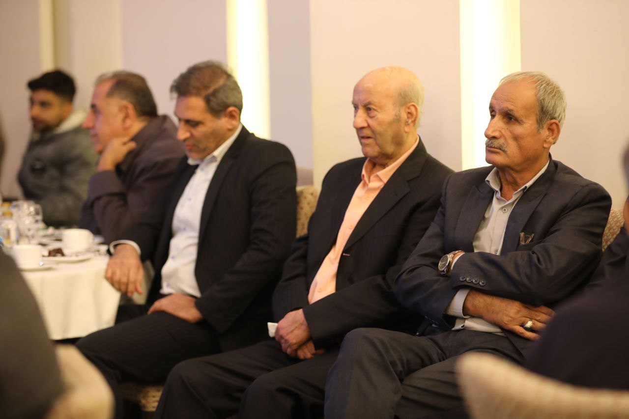 رونمایی از البسه داوری و تجلیل از پیشکسوتان(1404)